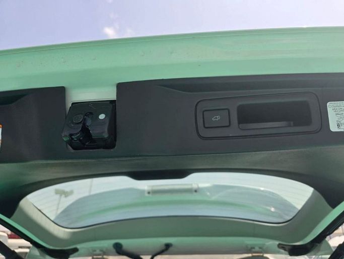 Новый Toyota Fortuner II Рестайлинг, 4.0 л, 2024 в Дубае от Mohamed Hakim Motors Белый цвет. GCC | AUTO.AE