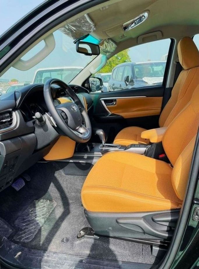 New Toyota Fortuner II Facelift, 2.8 l, 2023 in Dubai by Mohamed Hakim Motors, Black color. GCC Specs | AUTO.AE