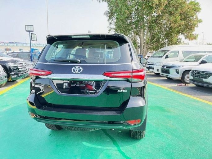 New Toyota Fortuner II Facelift, 2.8 l, 2023 in Dubai by Mohamed Hakim Motors, Black color. GCC Specs | AUTO.AE