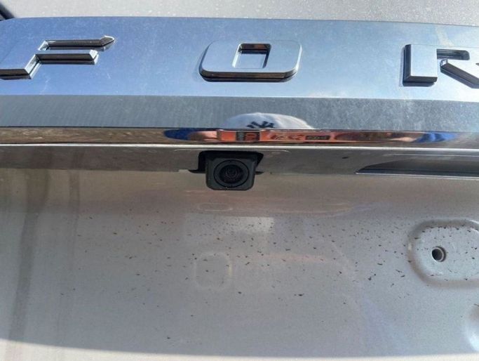 New Toyota Fortuner II Facelift, 4.0 l, 2023 in Dubai by Mohamed Hakim Motors, Silver color. GCC Specs | AUTO.AE