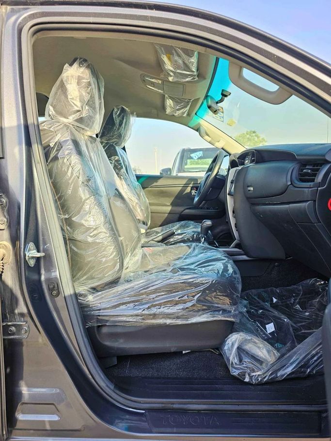 New Toyota Fortuner II Facelift, 2.7 l, 2025 in Dubai by SK Motors, Grey color. GCC Specs | AUTO.AE