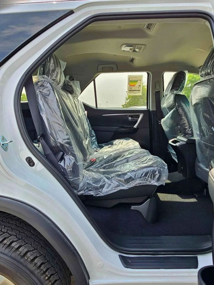 New Toyota Fortuner II Facelift, 4.0 l, 2025 in Dubai by SK Motors, White color. GCC Specs | AUTO.AE