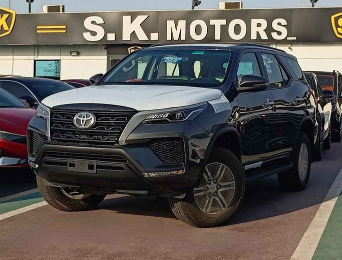 New Toyota Fortuner II Facelift, 2.7 l, 2023 in Dubai by SK Motors, Grey color. GCC Specs | AUTO.AE