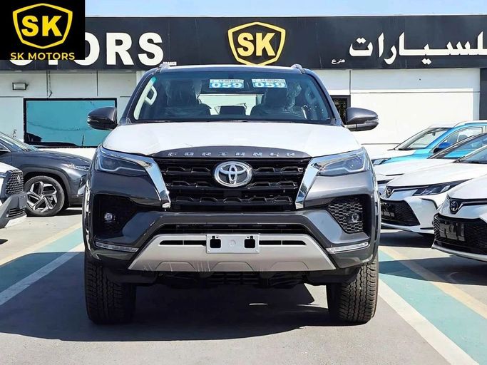 New Toyota Fortuner II Facelift, 4.0 l, 2024 in Dubai by SK Motors, Grey color. GCC Specs | AUTO.AE