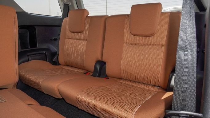 Новый Toyota Fortuner II Рестайлинг, 2.7 л, 2025 в Дубае от Najem Motors Серый цвет. GCC | AUTO.AE