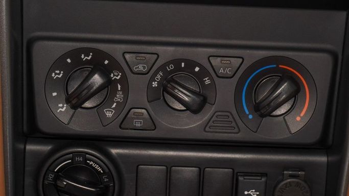 Новый Toyota Fortuner II Рестайлинг, 2.7 л, 2025 в Дубае от Najem Motors Белый цвет. GCC | AUTO.AE