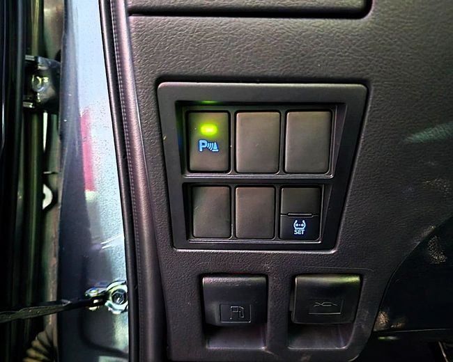 New Toyota Fortuner II Facelift, 4.0 l, 2025 in Dubai by Soltan Auto, Black color. GCC Specs | AUTO.AE