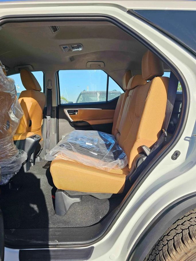 New Toyota Fortuner II Facelift, 2.8 l, 2024 in Dubai by SK Motors, White color. GCC Specs | AUTO.AE