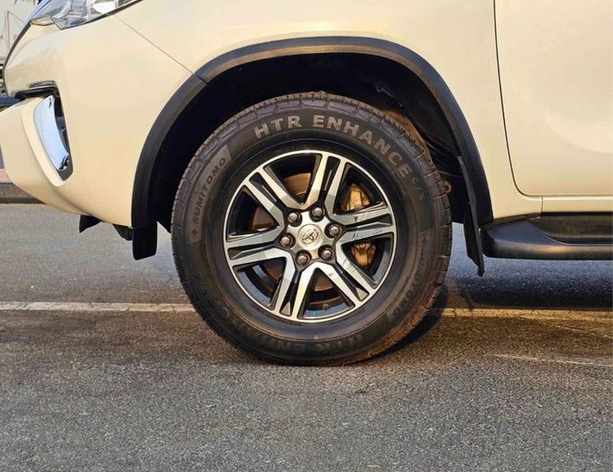 New Toyota Fortuner II Facelift, 2.7 l, 2020 in Dubai by SK Motors, White color. Other | AUTO.AE