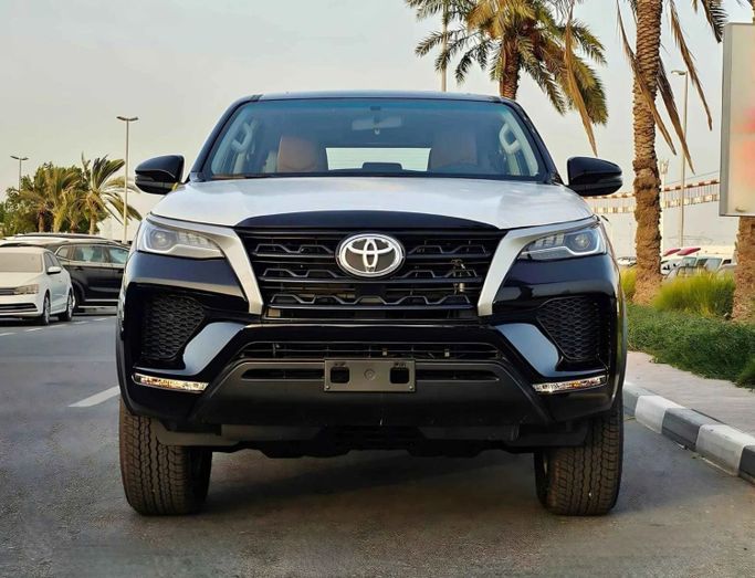 New Toyota Fortuner II Facelift, 2.7 l, 2024 in Dubai by SK Motors, Black color. Other | AUTO.AE