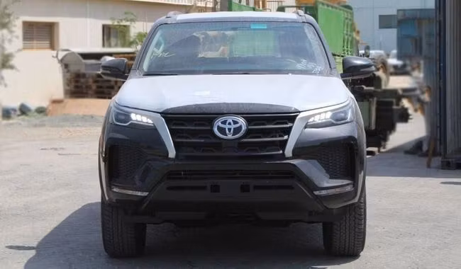 New Toyota Fortuner II Facelift, 2.7 l, 2025 in Dubai by Falcons GT Motors FZCO, Black color. Other | AUTO.AE