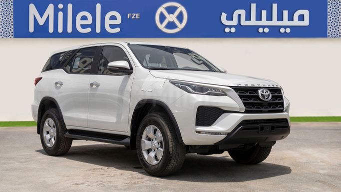 New Toyota Fortuner II Facelift, 2.4 l, 2025 in Dubai by Milele, White color. Other | AUTO.AE