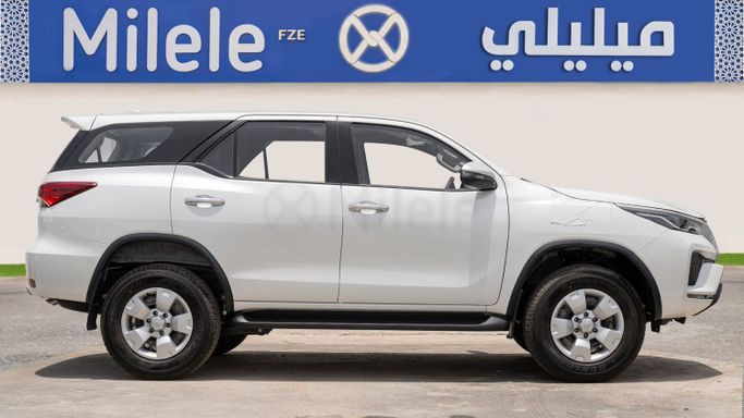 New Toyota Fortuner II Facelift, 2.4 l, 2025 in Dubai by Milele, White color. Other | AUTO.AE