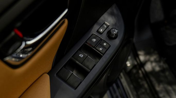 Новый Toyota Fortuner II Рестайлинг, 2.7 л, 2025 в Дубае от Milele Черный цвет. Other | AUTO.AE