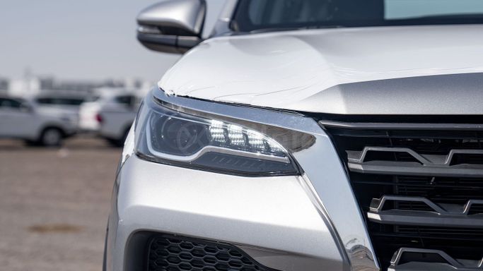 New Toyota Fortuner II Facelift, 2.7 l, 2025 in Dubai by Milele, Silver color. Other | AUTO.AE