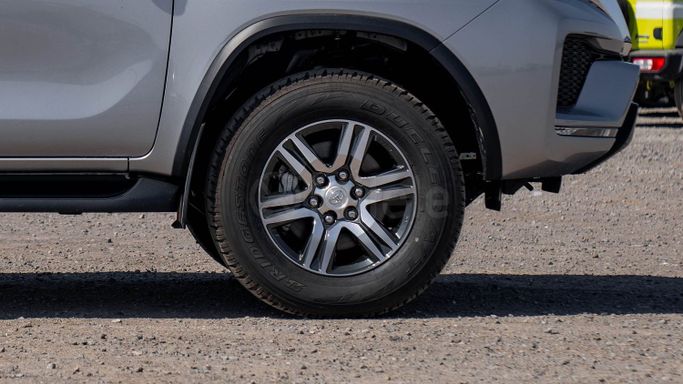 New Toyota Fortuner II Facelift, 2.7 l, 2025 in Dubai by Milele, Silver color. Other | AUTO.AE