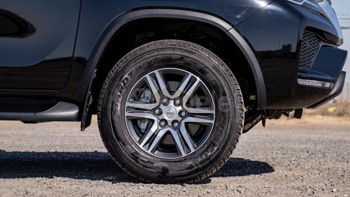 New Toyota Fortuner II Facelift, 2.7 l, 2025 in Dubai by Milele, Black color. Other | AUTO.AE