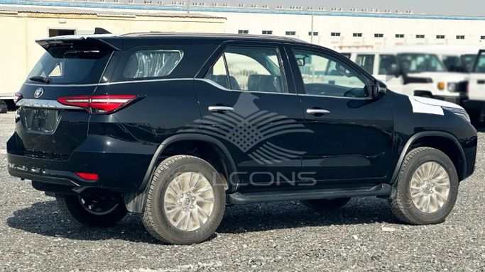 Новый Toyota Fortuner II Рестайлинг, 2.8 л, 2023 в Дубае от Falcons GT Motors FZCO Черный цвет. Other | AUTO.AE