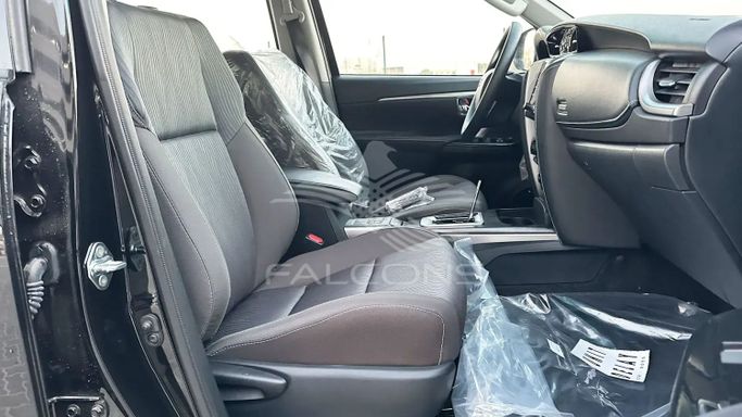 Новый Toyota Fortuner II Рестайлинг, 2.7 л, 2024 в Дубае от Falcons GT Motors FZCO Черный цвет. Other | AUTO.AE