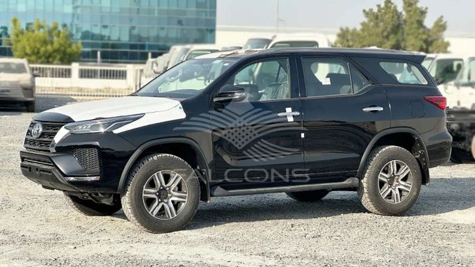 Новый Toyota Fortuner II Рестайлинг, 2.7 л, 2024 в Дубае от Falcons GT Motors FZCO Черный цвет. Other | AUTO.AE