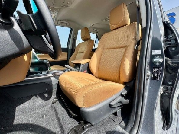Новый Toyota Fortuner II Рестайлинг, 2.4 л, 2024 в Дубае от Titanum Cars Серый цвет. Other | AUTO.AE