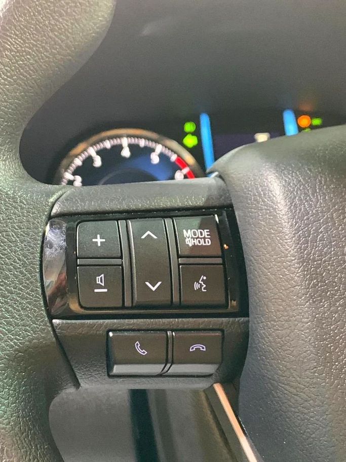 Новый Toyota Fortuner II Рестайлинг, 2.7 л, 2025 в Дубае от BANIYAS CARS SHOWROOM Белый цвет. GCC | AUTO.AE