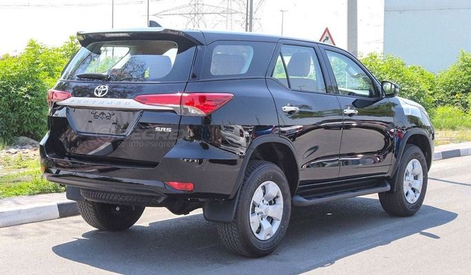 Новый Toyota Fortuner II Рестайлинг, 2.7 л, 2025 в Дубае от Segrex Auto Черный цвет. GCC | AUTO.AE