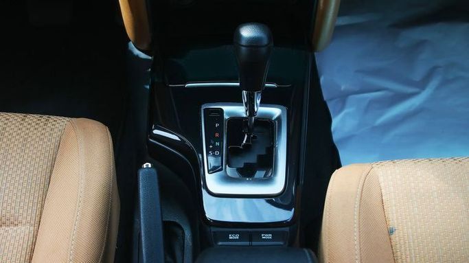 Used Toyota Fortuner II Facelift, 2.7 l, 2021 in Dubai by Cariva Used Cars , White color. GCC Specs | AUTO.AE