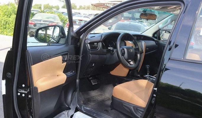 Новый Toyota Fortuner II Рестайлинг, 2.7 л, 2025 в Дубае от Segrex Auto Черный цвет. GCC | AUTO.AE