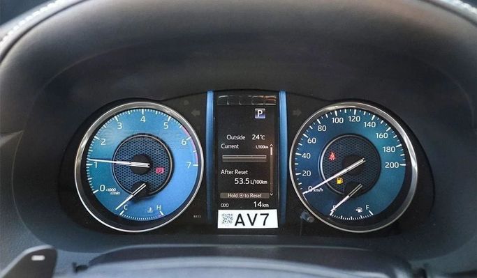 Новый Toyota Fortuner II Рестайлинг, 4.0 л, 2025 в Дубае от Segrex Auto Белый цвет. GCC | AUTO.AE