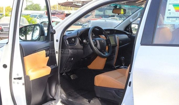 New Toyota Fortuner II Facelift, 2.7 l, 2025 in Dubai by Segrex Auto, White color. GCC Specs | AUTO.AE