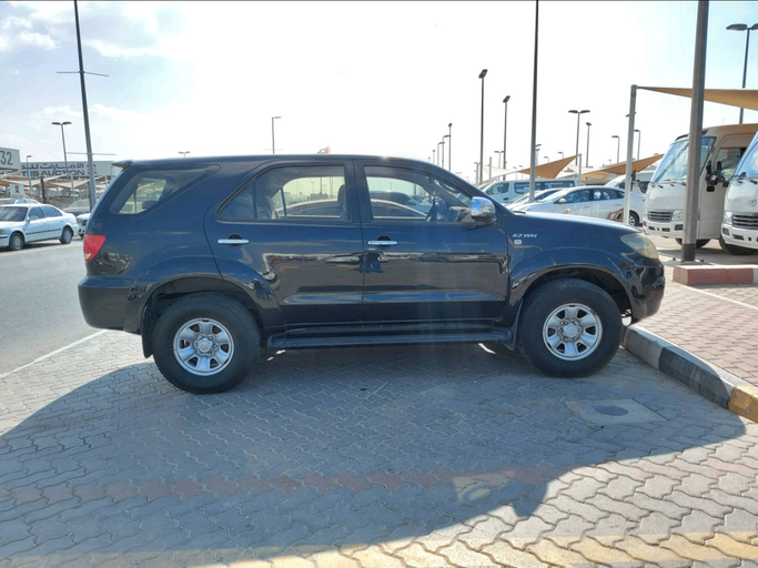 Used Toyota Fortuner I Facelift, 2.7 l, 2008 in Dubai by Abdo Al Muthanna Used Cars, Black color. GCC Specs | AUTO.AE