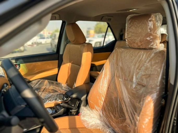 Новый Toyota Fortuner II Рестайлинг, 2.7 л, 2025 в Дубае от Al Rawnaq Motors  Черный цвет. GCC | AUTO.AE