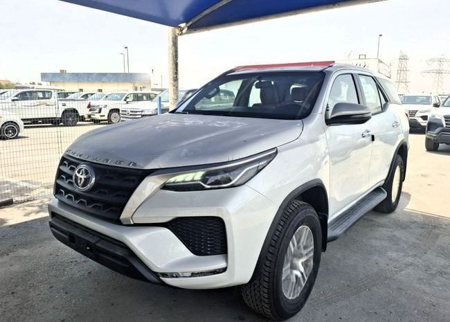 جديدة Toyota Fortuner شد الوجه الثاني, 2.4 l, 2025 في في دبي من Mursalin Motors FZCO، اللون أبيض. مواصفات الخليج | AUTO.AE