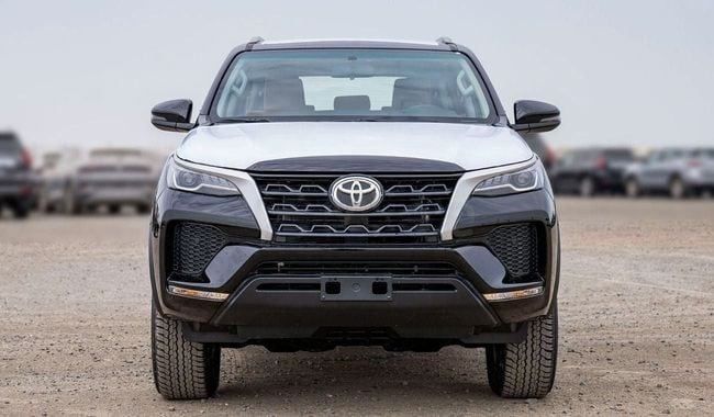 Новый Toyota Fortuner II Рестайлинг, 2.7 л, 2025 в Дубае от TARGET MOTORS FZE Черный цвет. GCC | AUTO.AE
