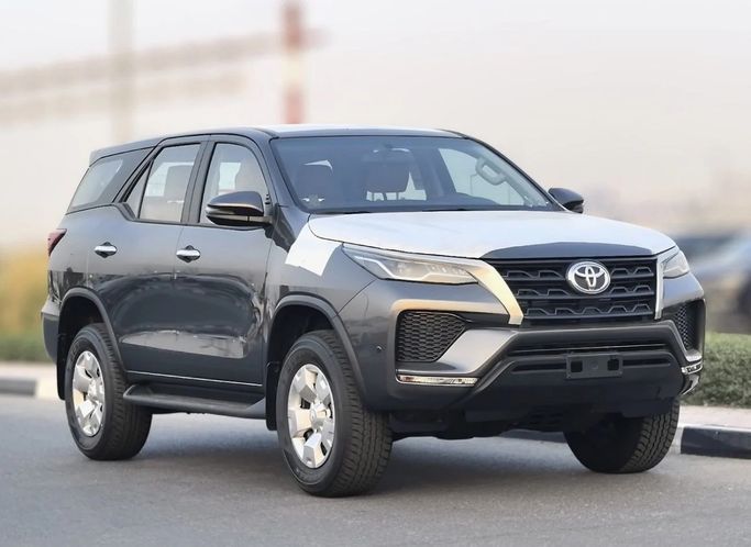 جديدة Toyota Fortuner فيس ليفت الثاني, 2.4 l, 2025 في في دبي من ZOHAAN MOTORS FZCO، اللون لون آخر. مواصفات الخليج | AUTO.AE | إعلان #241048