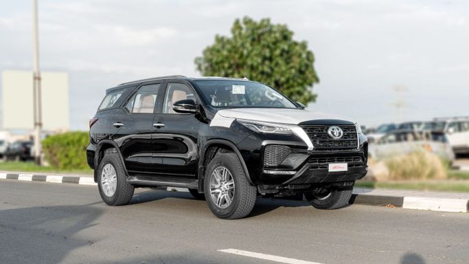 Новый Toyota Fortuner II Рестайлинг, 2.4 л, 2026 в Дубае от CGM Auto Черный цвет.  | AUTO.AE | Объявление #254534