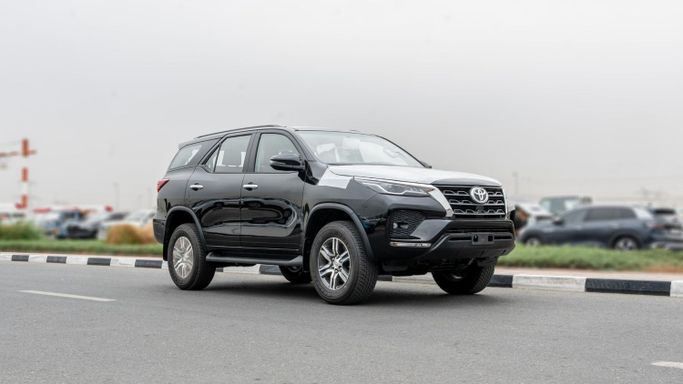 Новый Toyota Fortuner II Рестайлинг, 4.0 л, 2026 в Дубае от CGM Auto Черный цвет.  | AUTO.AE | Объявление #254540