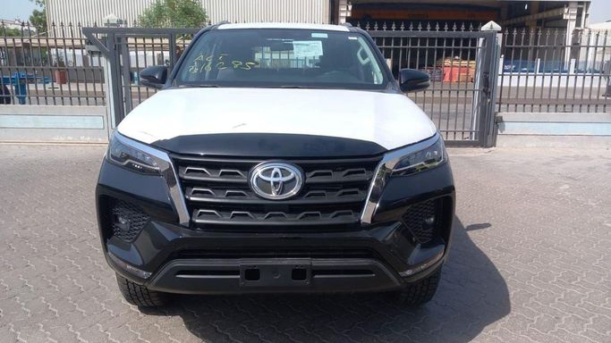 جديدة Toyota Fortuner فيس ليفت الثاني, 2.4 l, 2026 في في دبي من Mercury Global FZCO، اللون أسود. أخرى | AUTO.AE | إعلان #269000