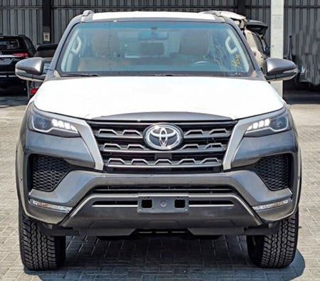 جديدة Toyota Fortuner فيس ليفت الثاني, 2.7 l, 2025 في في دبي من TARGET MOTORS FZE، اللون أسود. مواصفات الخليج | AUTO.AE | إعلان #269198