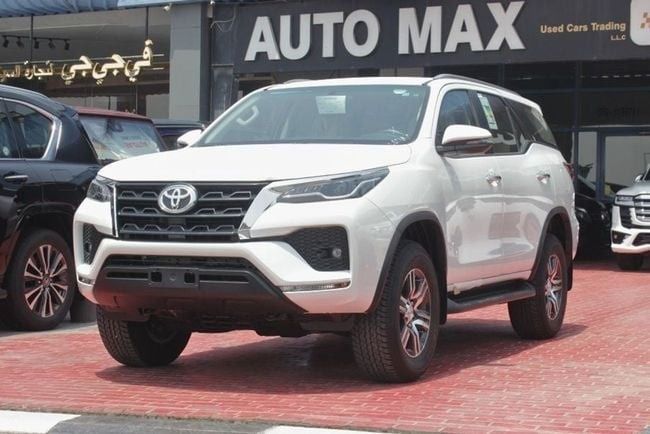 Подержанный ⁦Toyota Fortuner II Рестайлинг, 4.0 л, 2026⁩ в ОАЭ, Дубай от Auto Max used Car Trading LLC Белый цвет. GCC | AUTO.AE | Объявление #287556