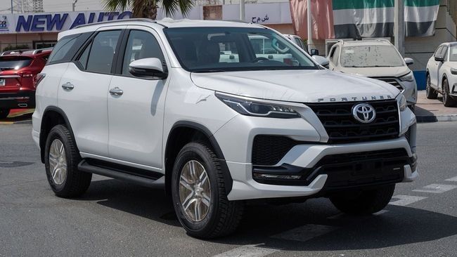 Новый ⁦Toyota Fortuner II Рестайлинг, 2.7 л, 2026⁩ в ОАЭ, Дубай от NEW AUTO FZCO Белый цвет. GCC | AUTO.AE | Объявление #289952