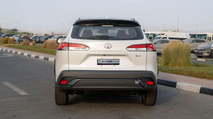 New Toyota Frontlander, 2.0 l, 2021 in Dubai by Altass Motors, White color. Other | AUTO.AE