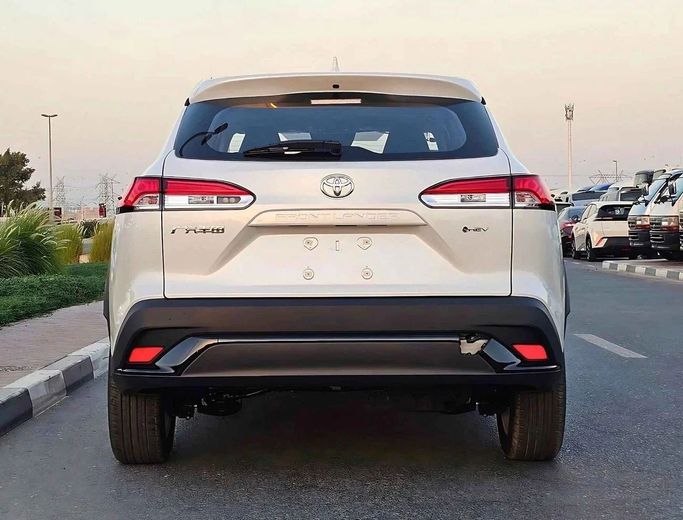 Новый Toyota Frontlander, 2.0 л, 2025 в Дубае от SK Motors Белый цвет. Китайская | AUTO.AE