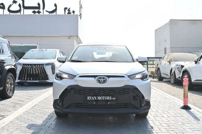 جديدة Toyota Frontlander, 2.0 l, 2024 في في دبي من RMG Automobiles، اللون أبيض. أخرى | AUTO.AE