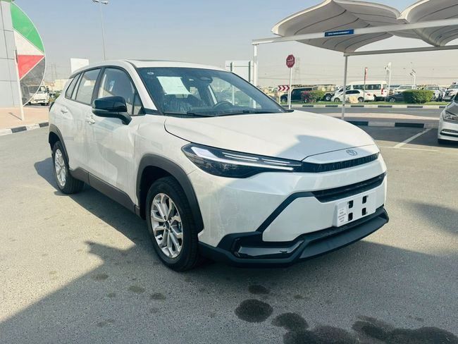 Новый Toyota Frontlander, 2.0 л, 2025 в Дубае от AL SHERAA AL MALAKI Белый цвет. Китайская | AUTO.AE