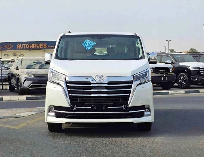 Новый Toyota Granvia II, 3.5 л, 2025 в Дубае от SK Motors Белый цвет. Other | AUTO.AE