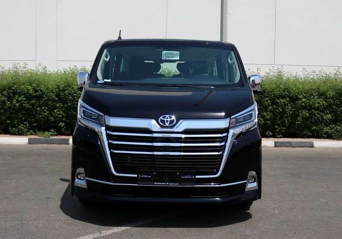 Новый Toyota Granvia XL40 (China Market), 2.5 л, 2025 в Дубае от Formula Motors Черный цвет. GCC | AUTO.AE