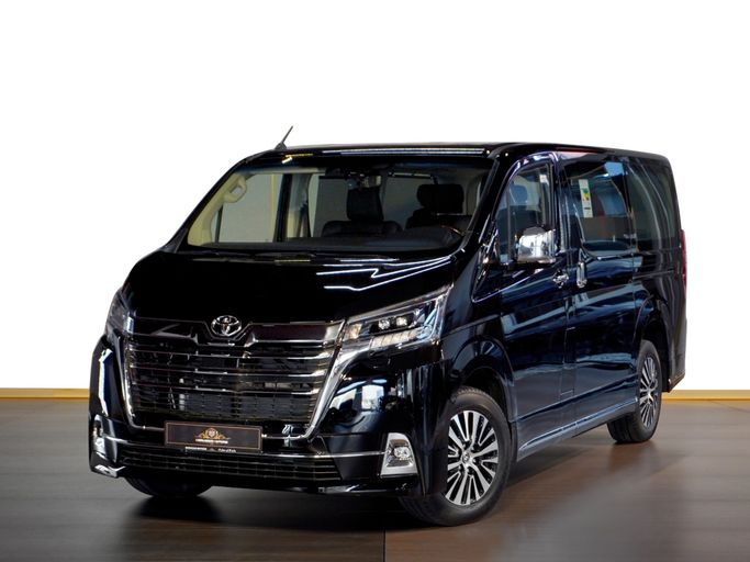 جديدة Toyota Granvia ثانياً, 3.5 l, 2026 في في دبي من BARUGZAI MOTORS، اللون أسود. مواصفات الخليج | AUTO.AE