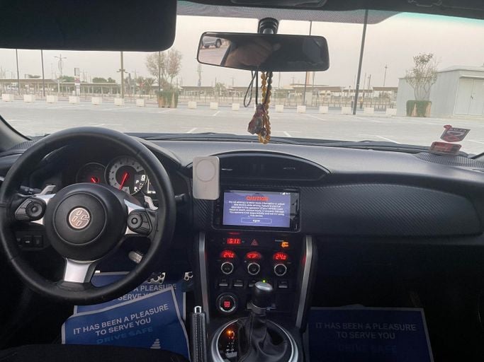 Used Toyota GT86 I Facelift, 2.0 l, 2019 in Dubai, Silver color. GCC Specs | AUTO.AE